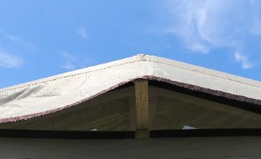 Woolf Roof Ridge 7.8 Pro Triangular Vent Window